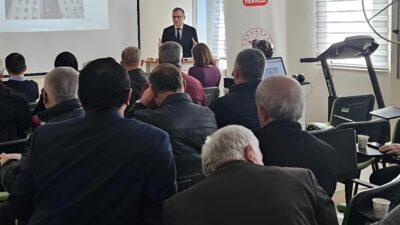 Ünye'de muhtarlara sağlık bilgilendirme programı düzenlendi. Muhtarlara Sağlıklı Hayat Merkezi'nin