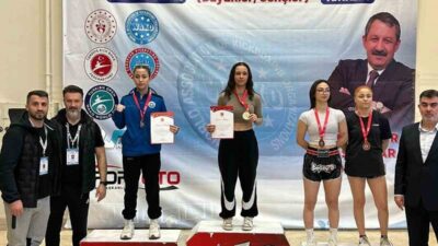 Ortahisar Belediyesi sporcusu Kalbinur Çimşit, Gençler Türkiye Kickboks Şampiyonası'na ilk