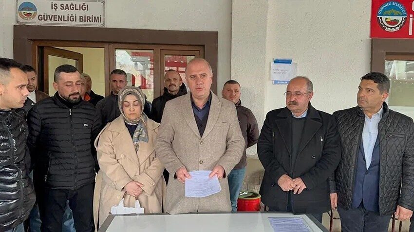 Osmaneli Belediye personellerine yüzde 45 zam Osmaneli Belediyesi personellerine yüzde