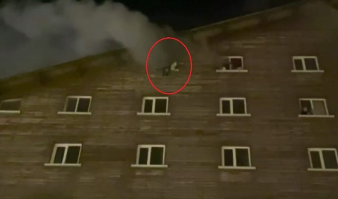Bolu'daki Grand Kartal Otel yangınında dehşete düşüren anlar yaşandı. İnsanların