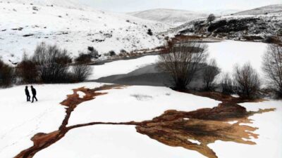 Erzincan’da soğuk hava etkisini sürdürdü. Otlukbeli ilçesinde gece eksi 22