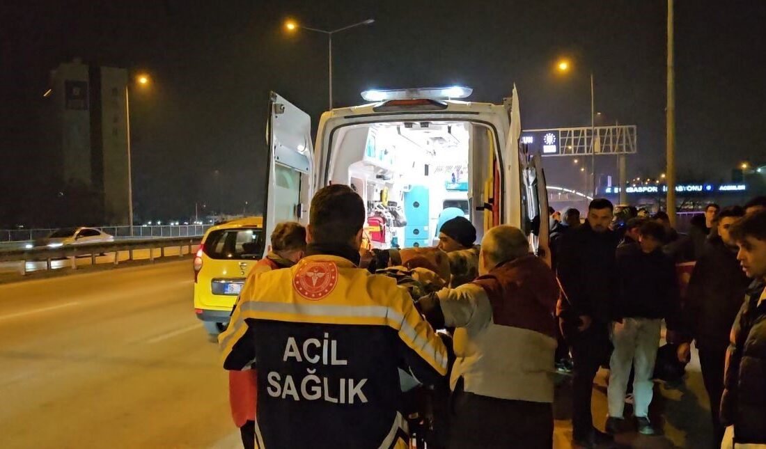 Bursa'da motosiklet ile otomobilin karıştığı trafik kazasında motosiklet sürücüsü Salih
