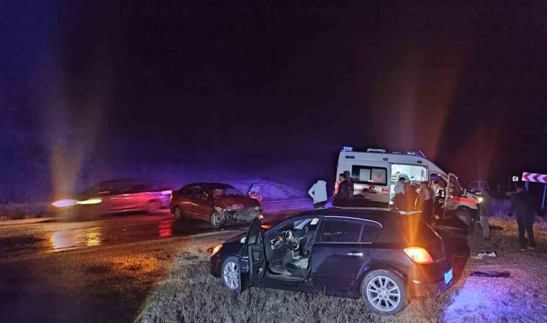 Afyonkarahisar’da iki otomobilin çarpışması sonucu meydana gelen trafik kazasında M.A.T.,