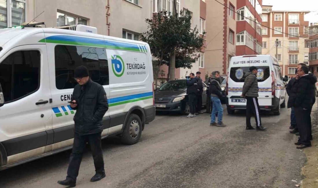 Çorlu’da yaşayan Günel Öztürk, evinde ölü olarak bulundu. Polis ve
