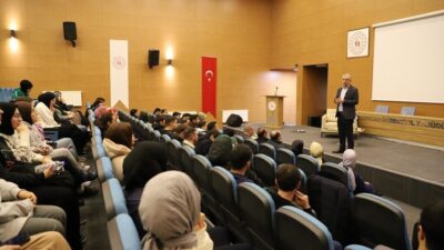 Erzincan Binali Yıldırım Üniversitesi Rektörü Prof. Dr. Akın Levent, KYK