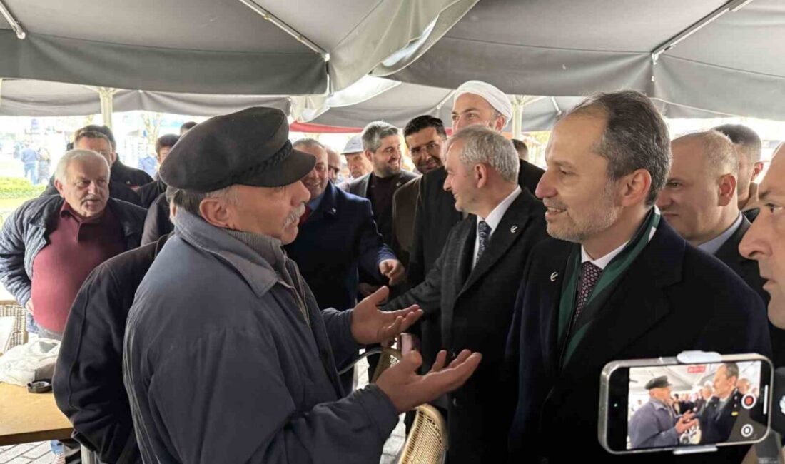 Sakarya’da Fatih Erbakan’a tepki: “Sana hakkımı helal etmiyorum” Sakarya'da düzenlenen 'Anadolu Buluşmaları'