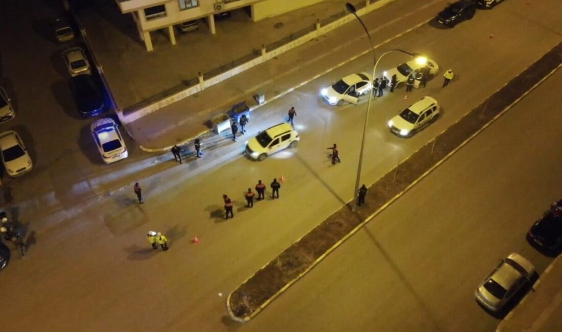 Şanlıurfa’da aranan 2 zanlı yakalandı Viranşehir'de yapılan operasyonda 2