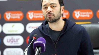 Gaziantep FK Teknik Direktörü Selçuk İnan, Samsunspor maçında performansın yetersizliğinden