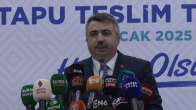Yıldırım Belediye Başkanı Oktay Yılmaz, Şirinevler Mahallesi'nde gerçekleşen tapu teslim