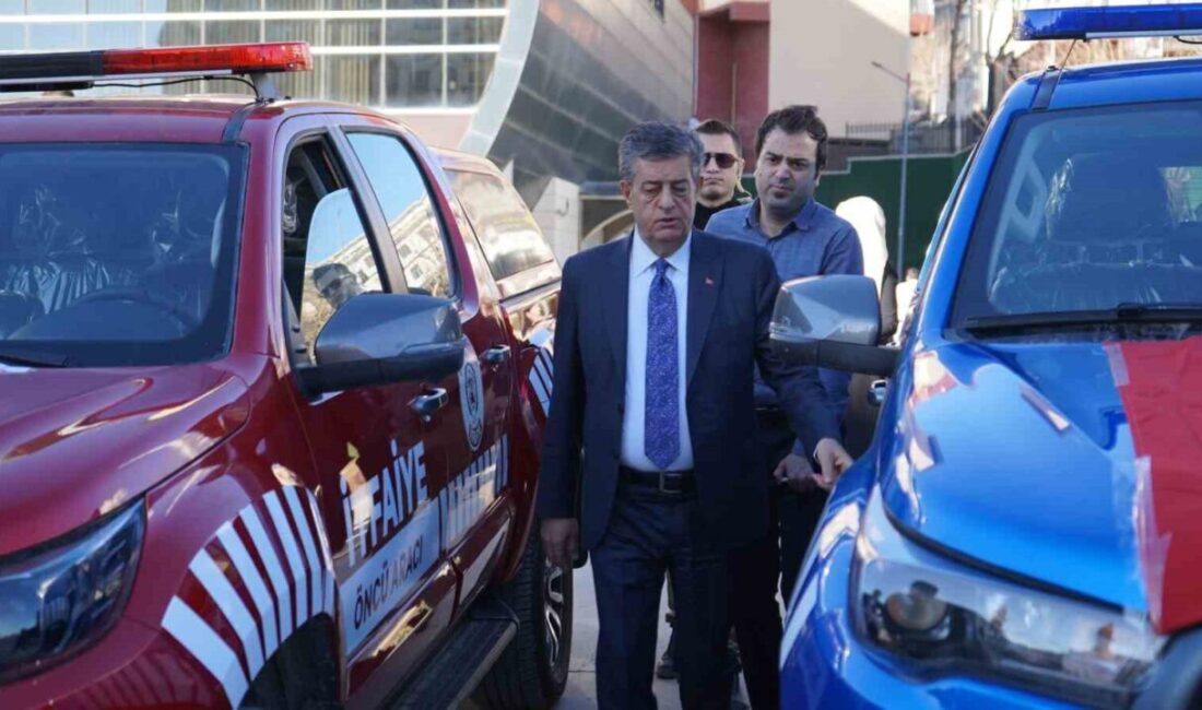 Şırnak Belediyesi, 3 aracı filosuna ekleyerek hizmet kalitesini artırdı. Belediye