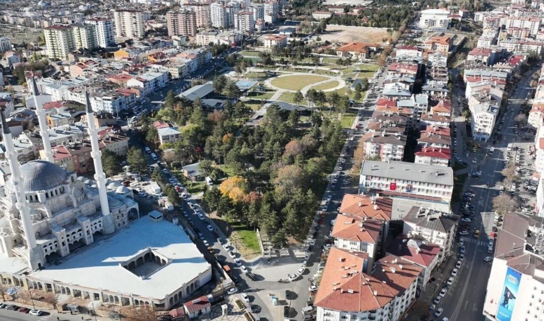 Sivas İl Göç İdaresi verilerine göre şehirde 2.806 Suriyeli bulunuyor.