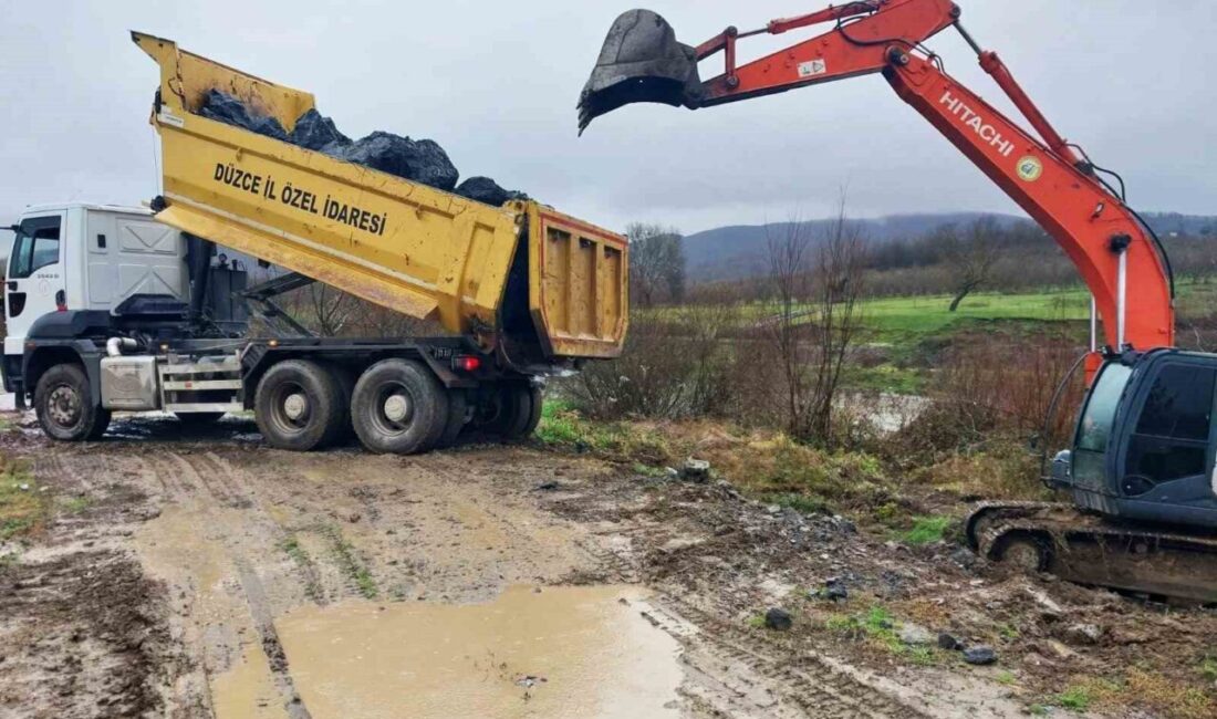 Su hattında güçlendirme çalışmaları Düzce'de yoğun yağışlara karşı