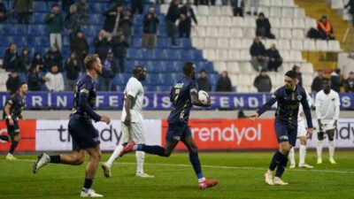 Trendyol Süper Lig'de 21. hafta heyecanı yaşandı. Galatasaray ve Fenerbahçe