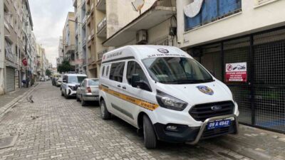 Aydın'ın Efeler ilçesinde ticari taksi şoförü Tuncay Koca, evinde silahla