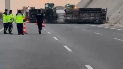 Bursa-İzmir otobanında Karacabey yakınlarında devrilen benzin tankerinin yarattığı kazada 25