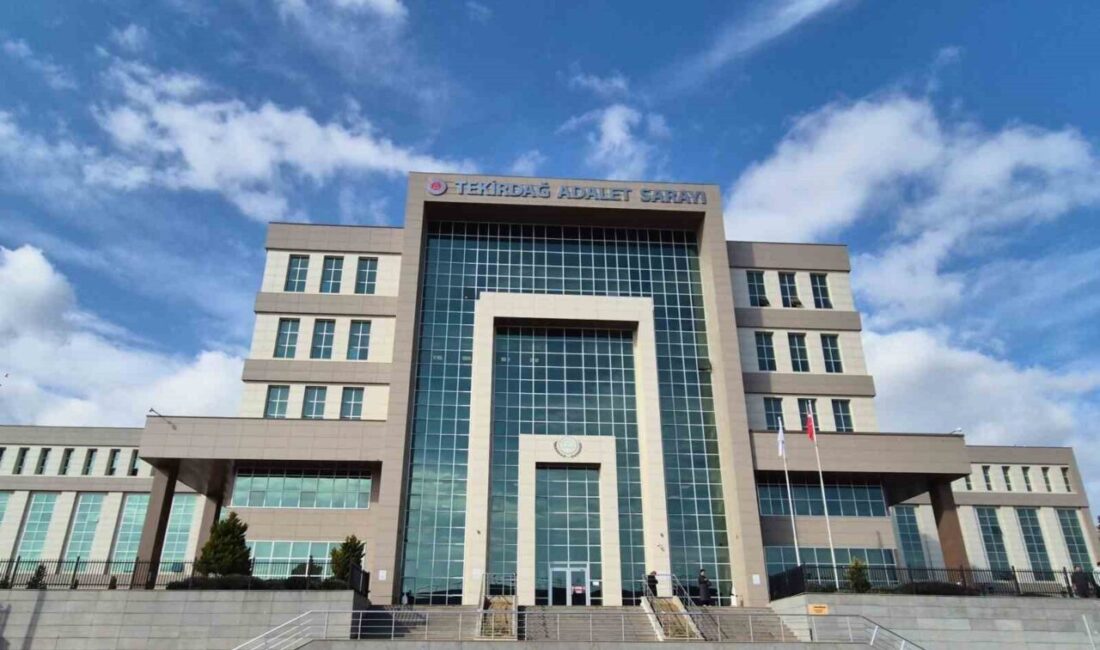 Tekirdağ'da GDO kaçakçılığı iddiasıyla 17 şüphelinin yargılandığı duruşma ertelendi. Şüpheliler,