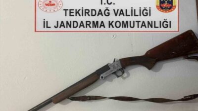 Tekirdağ'da Jandarma operasyonunda uyuşturucu, silah ve kaçak kazı ekipmanları ele