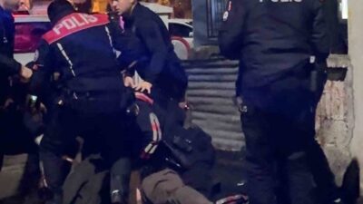 Bartın'da telefon şarjı nedeniyle çıkan kavgada iki grup arasında polis