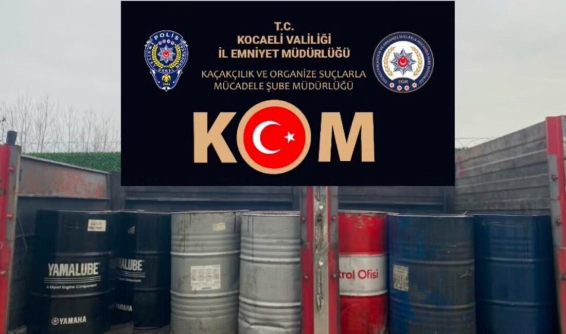 TEM’de bir araçta 2 ton 550 litre kaçak akaryakıt ele geçirildi Kocaeli'de TEM Otoyolu'nda durdurulan