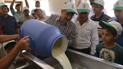 Tepebaşı Belediyesi, 2024 yılında çiftçilere destek olmaya devam ederek sürdürülebilir