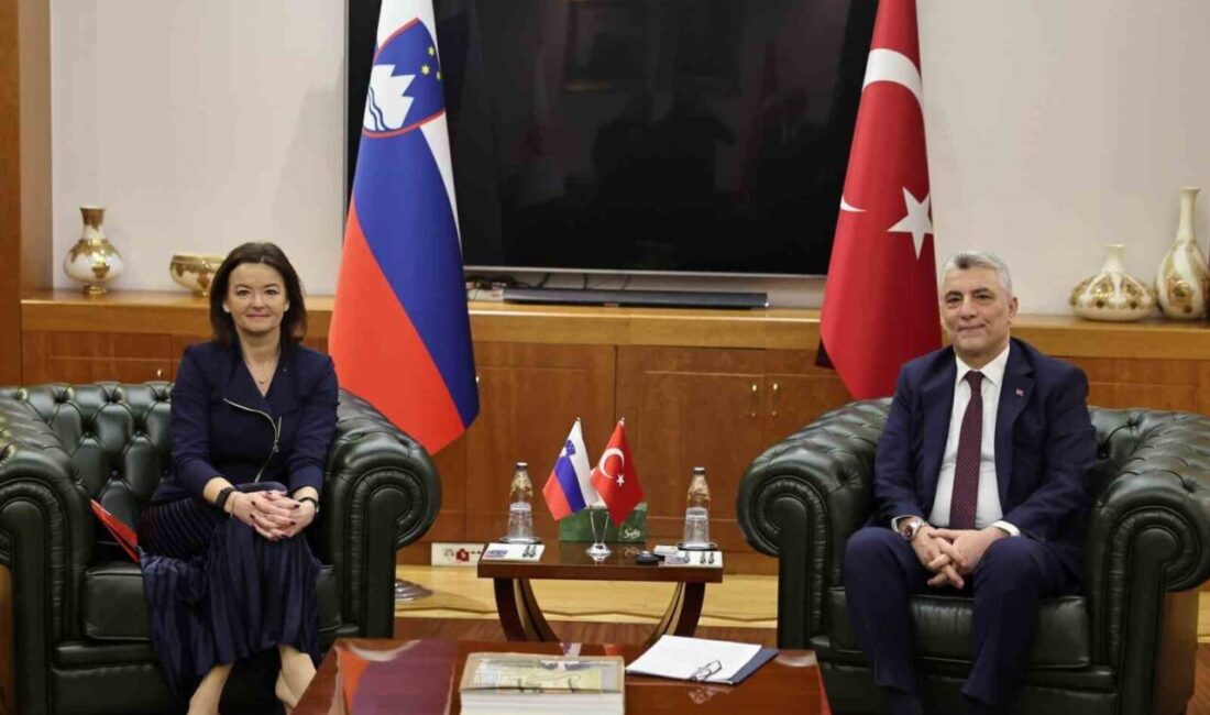 Ticaret Bakanı Bolat, Slovenya Başbakan Yardımcısı Fajon ile bir araya geldi Ticaret Bakanı Ömer Bolat,