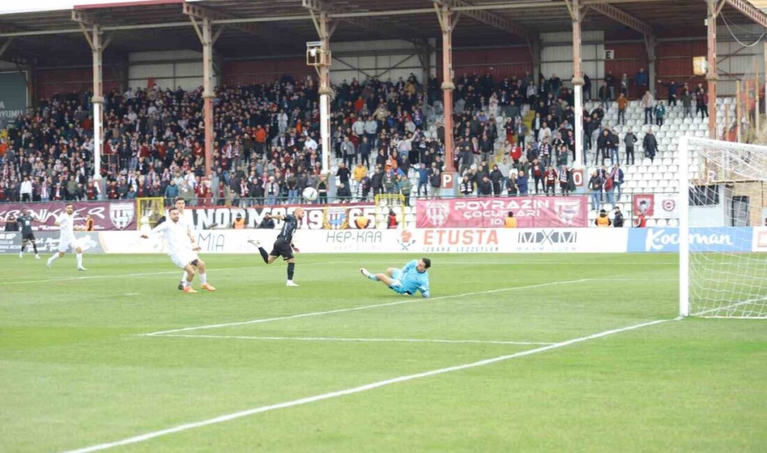 Bandırmaspor, evinde Manisa FK'ya 3-2 yenildi. Maçta gol perdesini Manisa