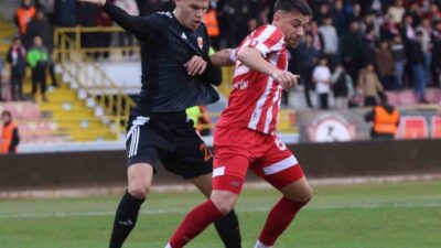 Boluspor, Adanaspor'u 3-1 yenerek galibiyetini sağladı. Maçta Jefferson ve Daniel