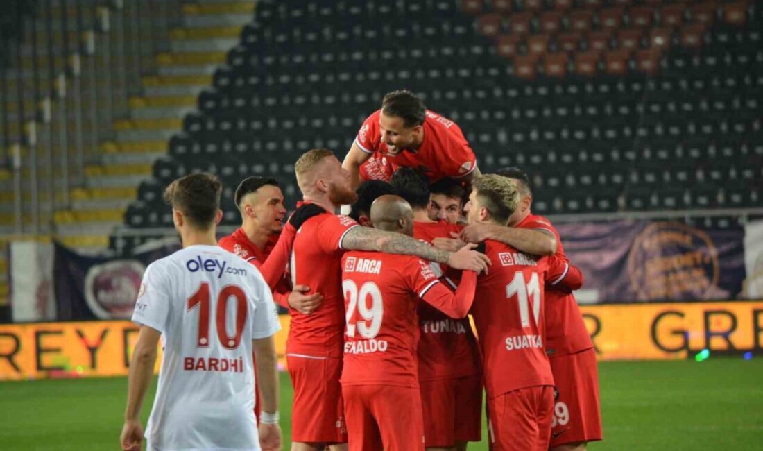 Çorum FK, Trendyol 1. Lig'de Ümraniyespor'u 3-1 mağlup ederek galibiyetle