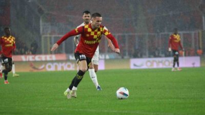 Göztepe, Trendyol Süper Lig'in 19. haftasında evinde Kasımpaşa'yı 5-0 mağlup
