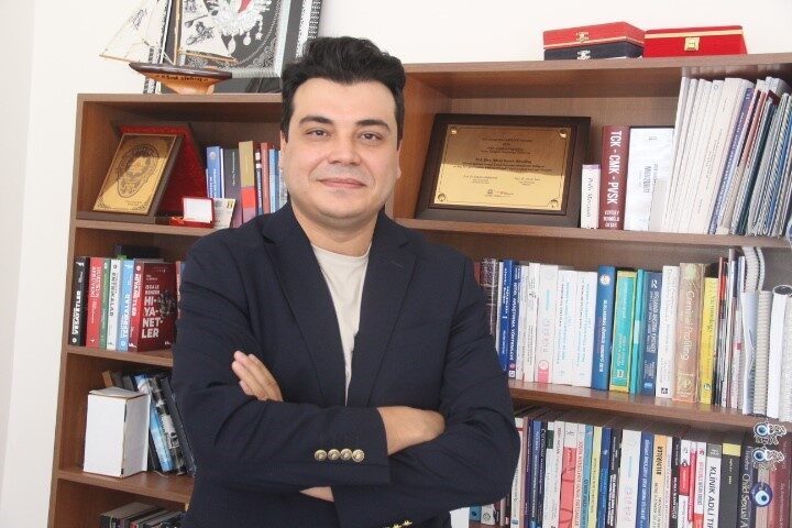 Prof. Dr. Miraç Burak