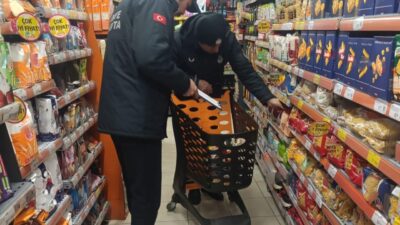 Ordu’nun Ünye ilçesinde, zabıta ekipleri tarafından market ve fırınlara yönelik