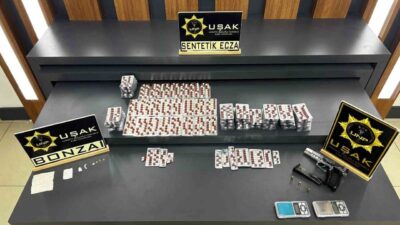 Uşak'ta Narkotik Suçlarla Mücadele Şube Müdürlüğü ekiplerinin 7 adrese düzenlediği