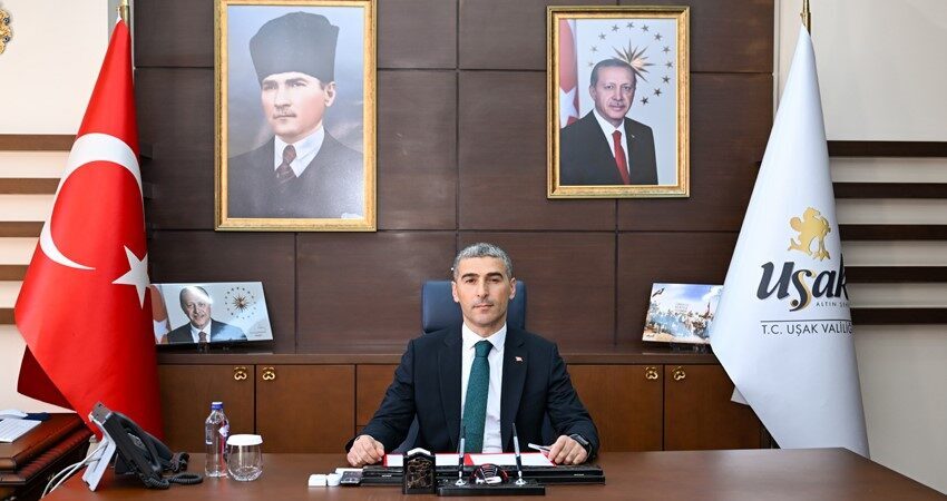 Vali Aktaş’tan 10 Ocak Çalışan Gazeteciler Günü mesajı Uşak Valisi Naci Aktaş,