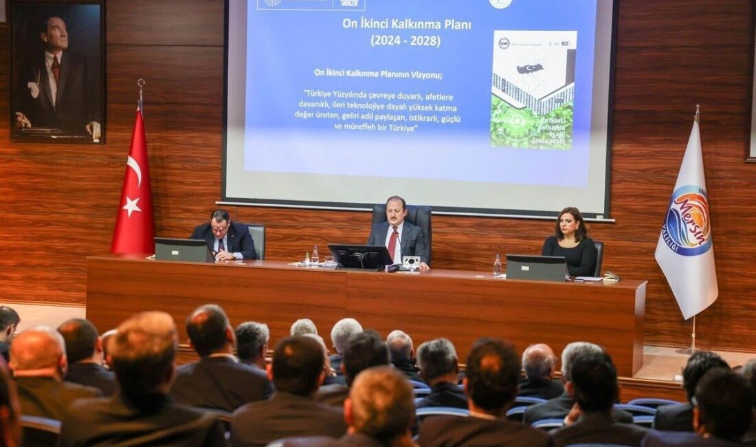 Mersin Valisi Ali Hamza Pehlivan, 2024 yılında 557 projenin 193'ünün