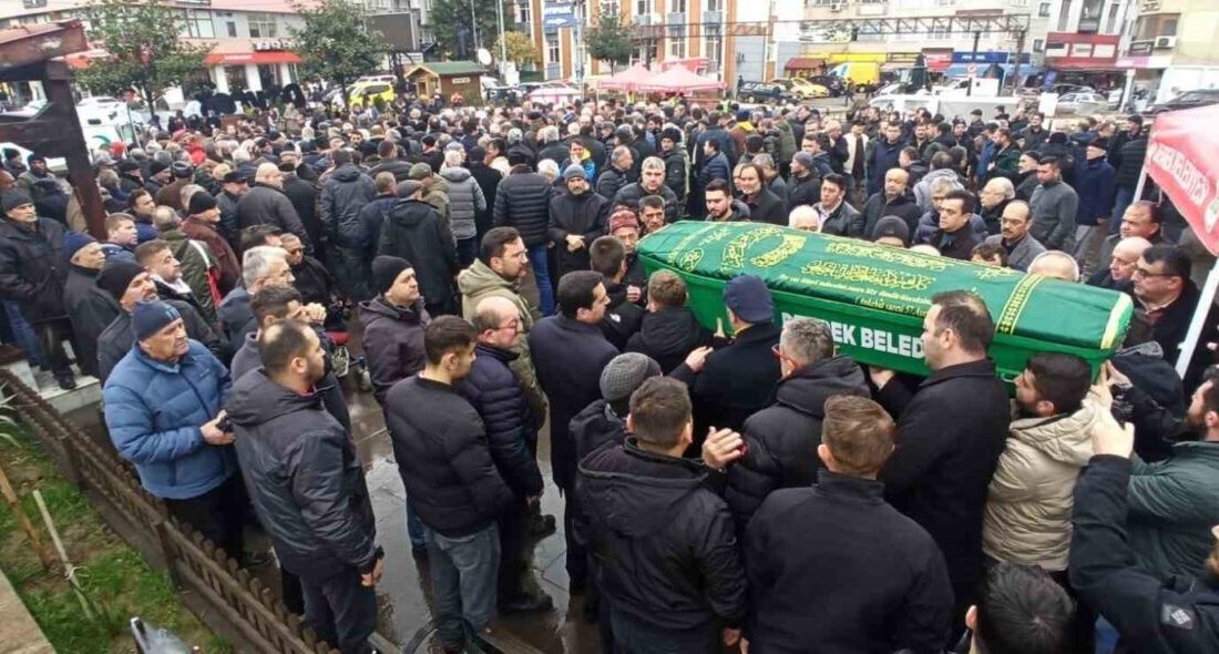 Devrekli İş İnsanı Nazmi Öksüz'ün babası Ahmet Öksüz dualarla son