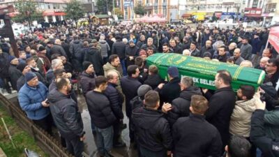 Devrekli İş İnsanı Nazmi Öksüz'ün babası Ahmet Öksüz dualarla son