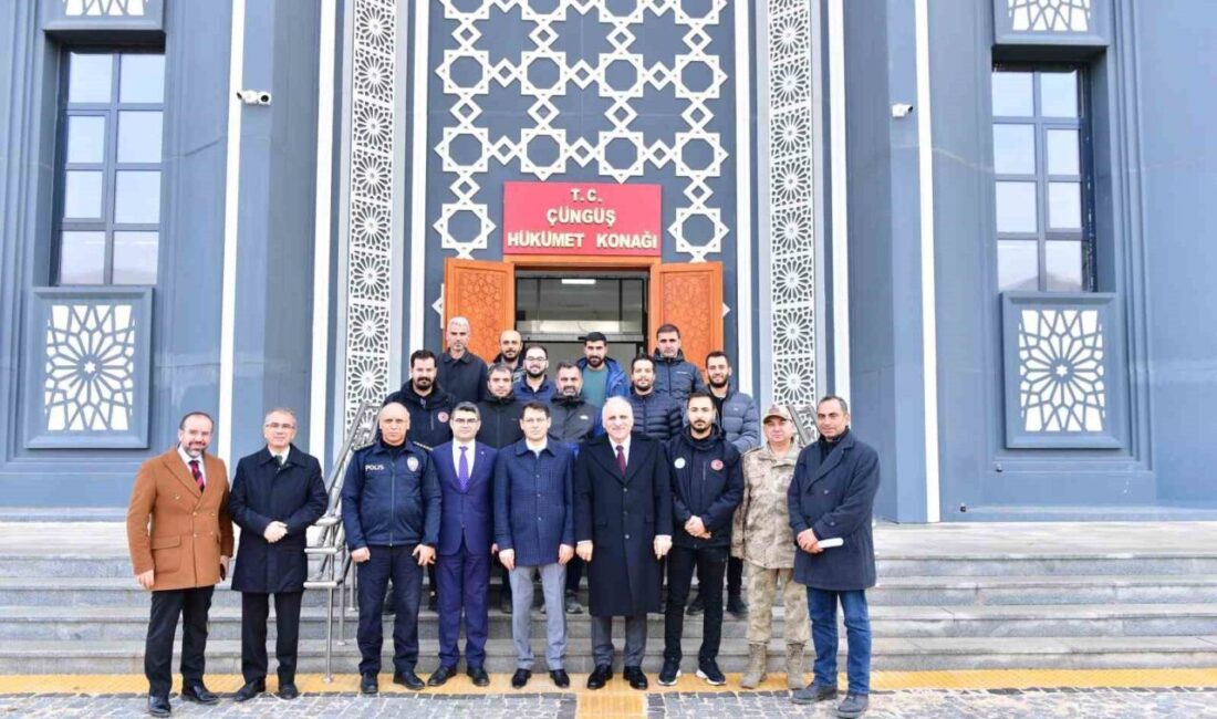 Vali Zorluoğlu, Çüngüş ilçesini ziyaret etti Diyarbakır Valisi Murat Zorluoğlu,