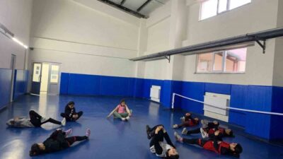 Muş'un Varto ilçesindeki atletizm kursları büyük ilgi görüyor. Varto Spor
