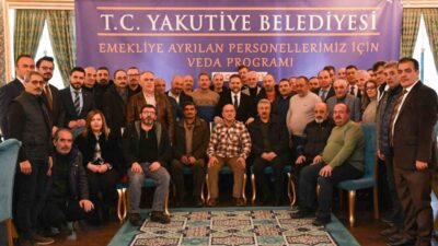 Yakutiye Belediye Başkanı Mahmut Uçar, emekli personellerle bir araya gelerek