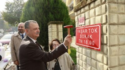 Yunusmre Belediyesi, Emekli Manisa Vali Yardımcısı Yaşar Tok'un adını Uncubozköy'deki