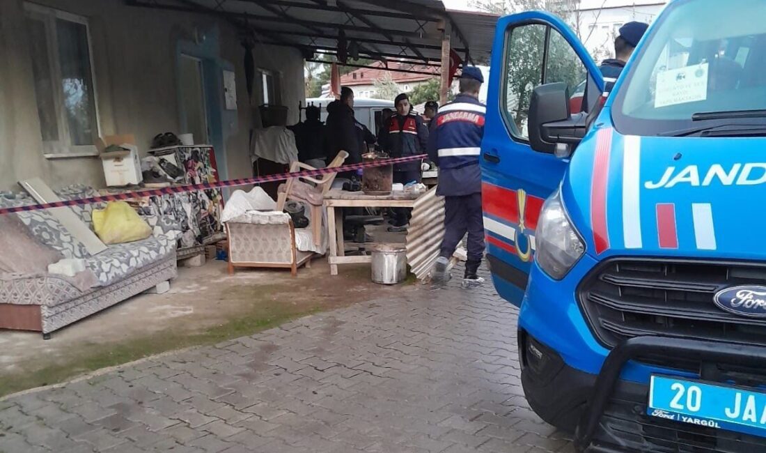 Denizli'nin Pamukkale ilçesinde yaşlı adam av tüfeğiyle vurulmuş halde ölü