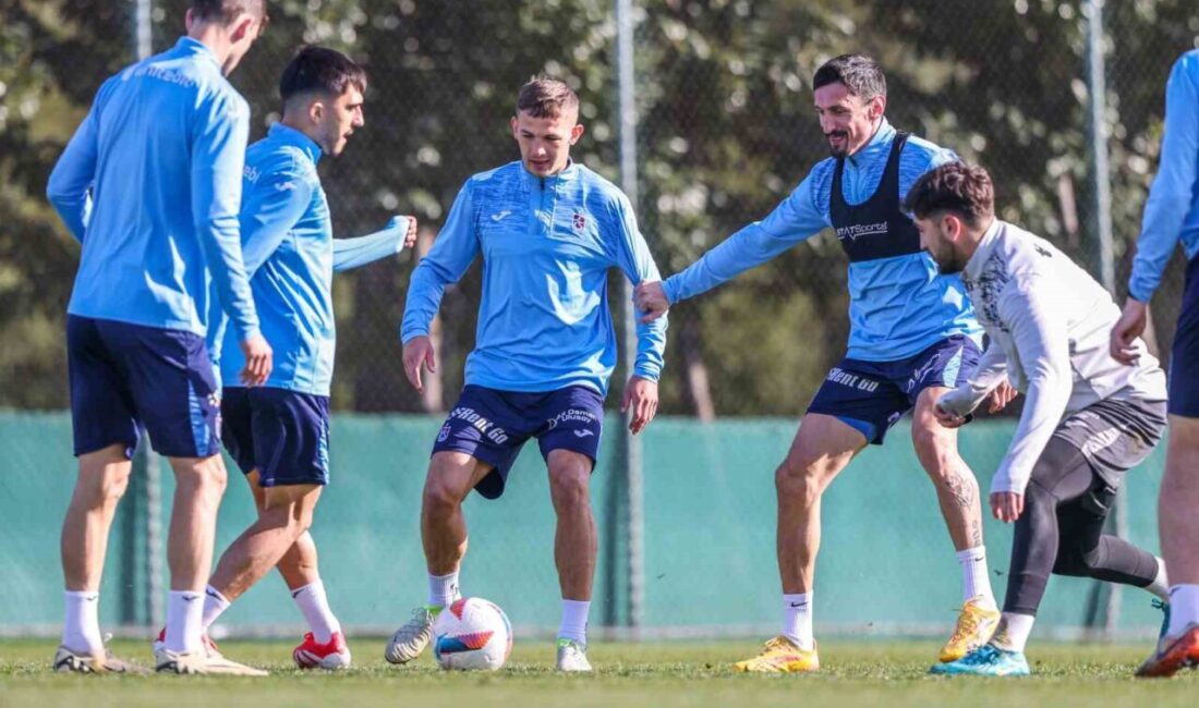 Trabzonspor, Kayserispor maçı öncesi Mehmet Ali Yılmaz Tesisleri'nde antrenmanla hazırlıklarını