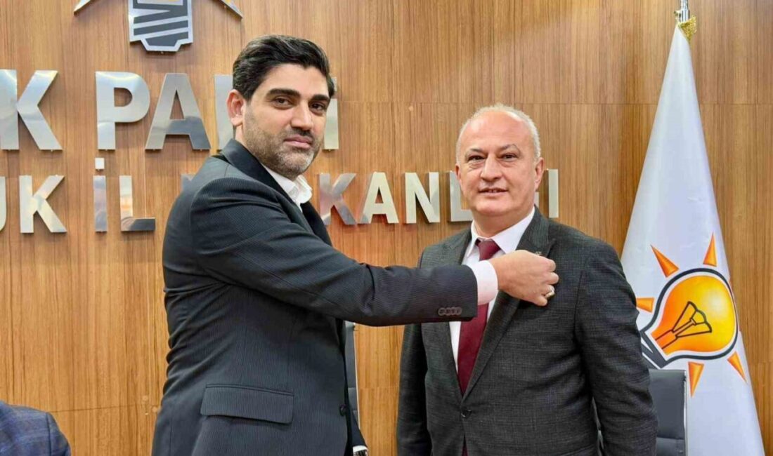 Abidin Ertekin, Yeniden Refah Partisi'nden istifa edip AK Parti'ye katıldı.