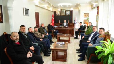 Yenişehir Belediye Meclisi'nin kararıyla engeller kaldırıldı ve Yaş Sebze-Meyve Hali'nin