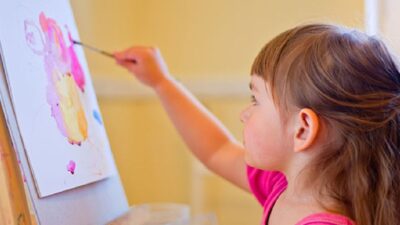 Yerköy Halk Eğitim Merkezi Müdürlüğü, çocuklar için 300 saatlik kapsamlı