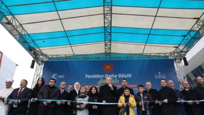 Cumhurbaşkanı Erdoğan, Malatya'da deprem konutları kura çekimi ve Yeşilyurt Belediyesi