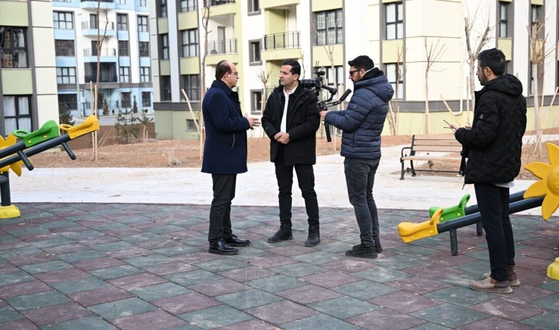 Yeşilyurt Belediye Başkanı Prof. Dr. İlhan Geçit, deprem sonrası ilçede