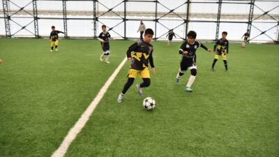 Yeşilyurt Belediyesi, minik futbolcuları desteklemek amacıyla Ödüllü Sömestr Futbol Turnuvası