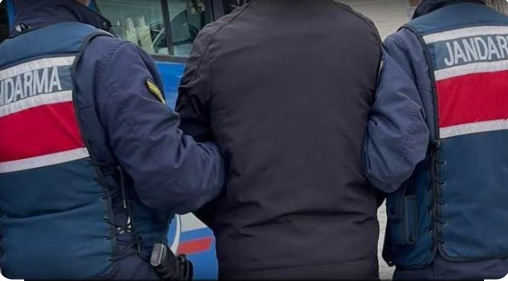 Yozgat İl Jandarma Komutanlığı tarafından gerçekleştirilen operasyonlarda hakkında kesinleşmiş hapis