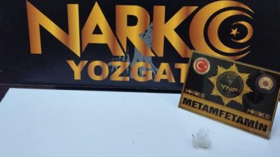 Narkotik Suçlarla Mücadele Şube Müdürlüğü ekiplerinin il merkezinde durdurduğu bir